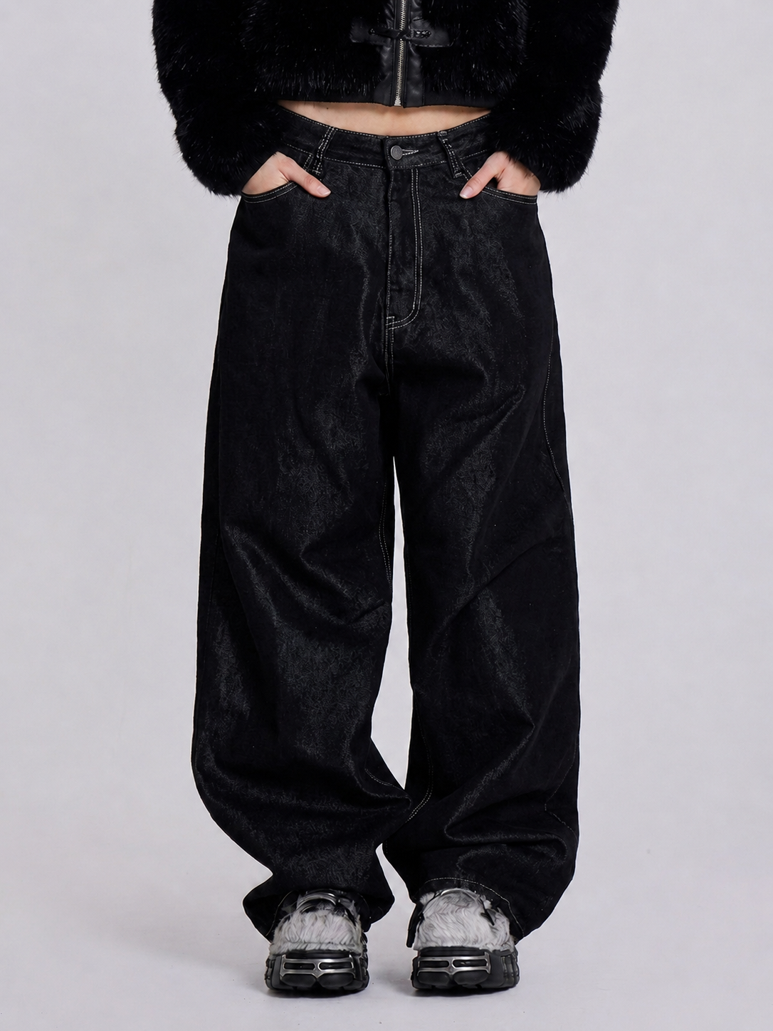 Grave Pocket Baggy Jeans