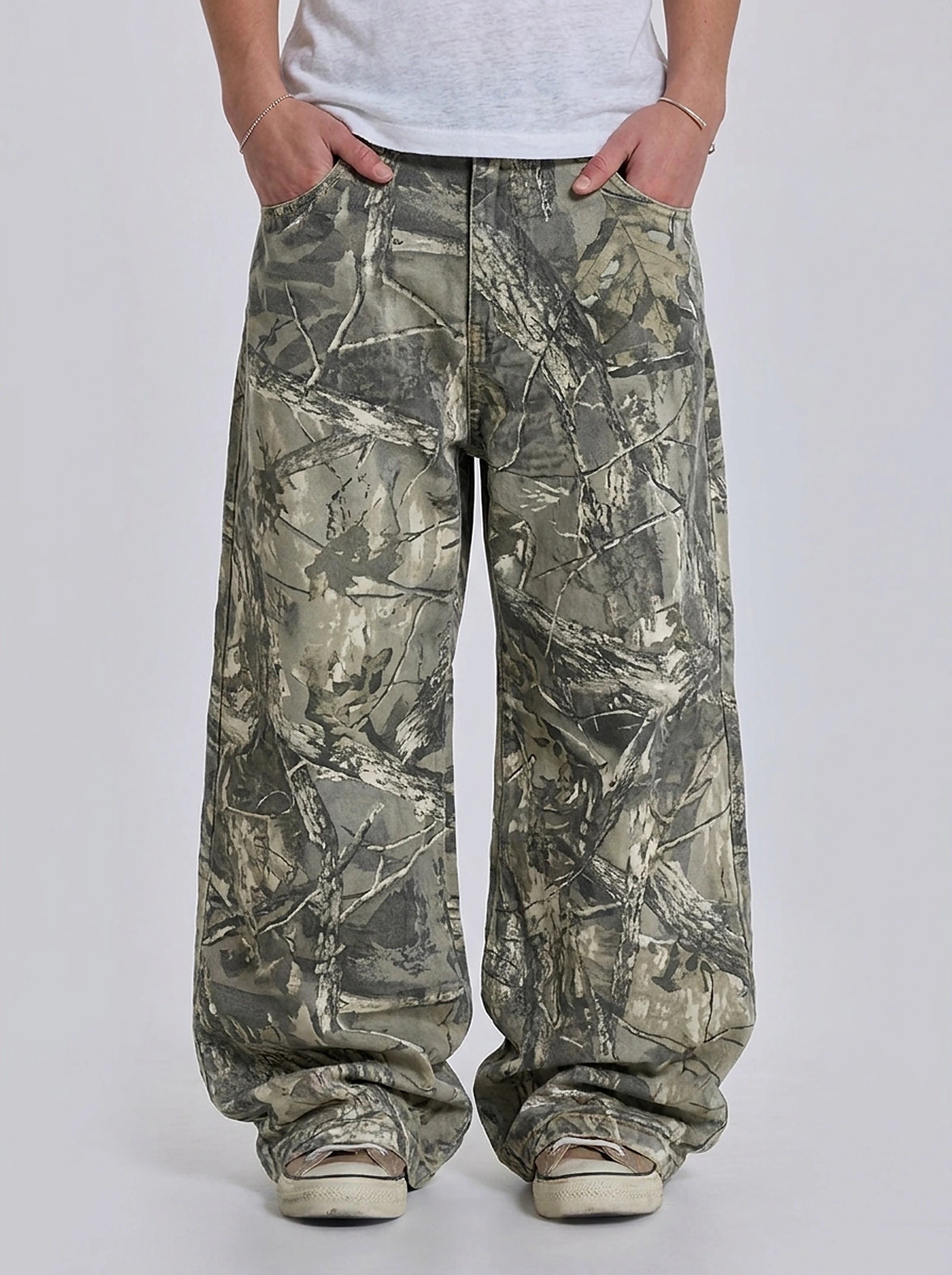 Wilderness Script Camo Baggy Jeans in Washed Khaki