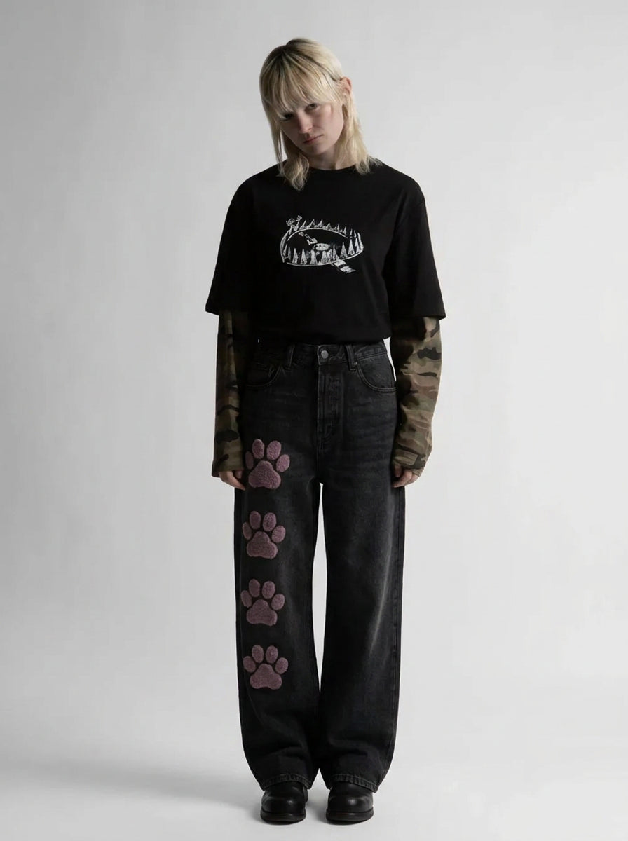 Cherry Paw Graphic Low-Rise Baggy Jeans in Black Wash