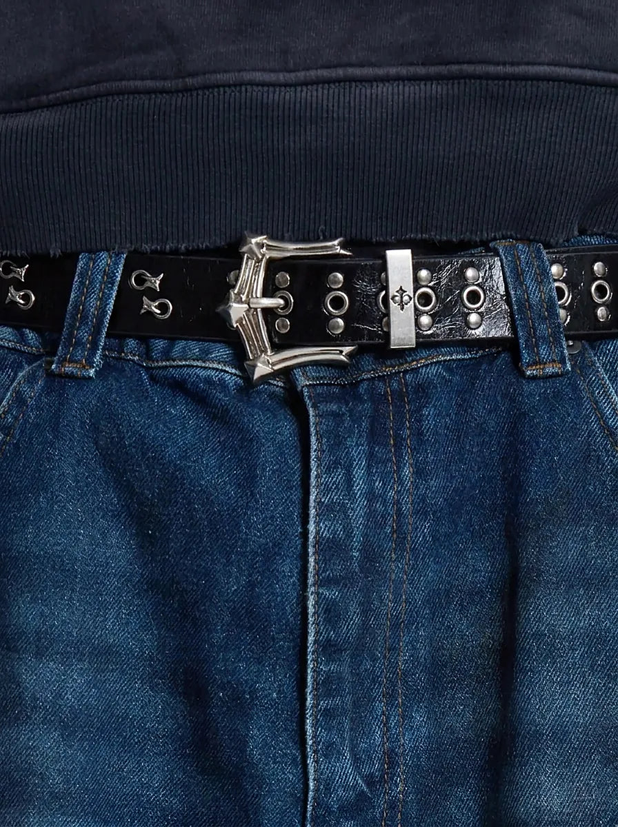 Riot Gothic Rivet Skull Buckle Belt in Black