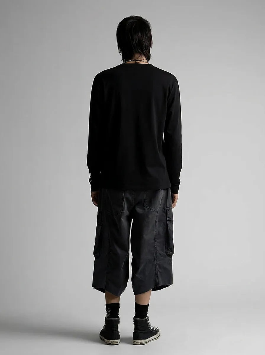 "Never Forget" Script Print Long Sleeve Tee in Black